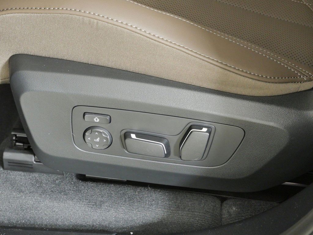 Thumbnail: 2026 BMW X3 - 41