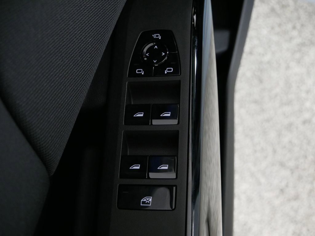 Thumbnail: 2026 BMW X3 - 37