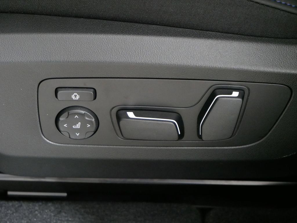 Thumbnail: 2026 BMW X3 - 34