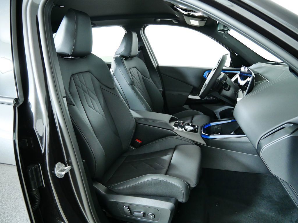 Thumbnail: 2026 BMW X3 - 10