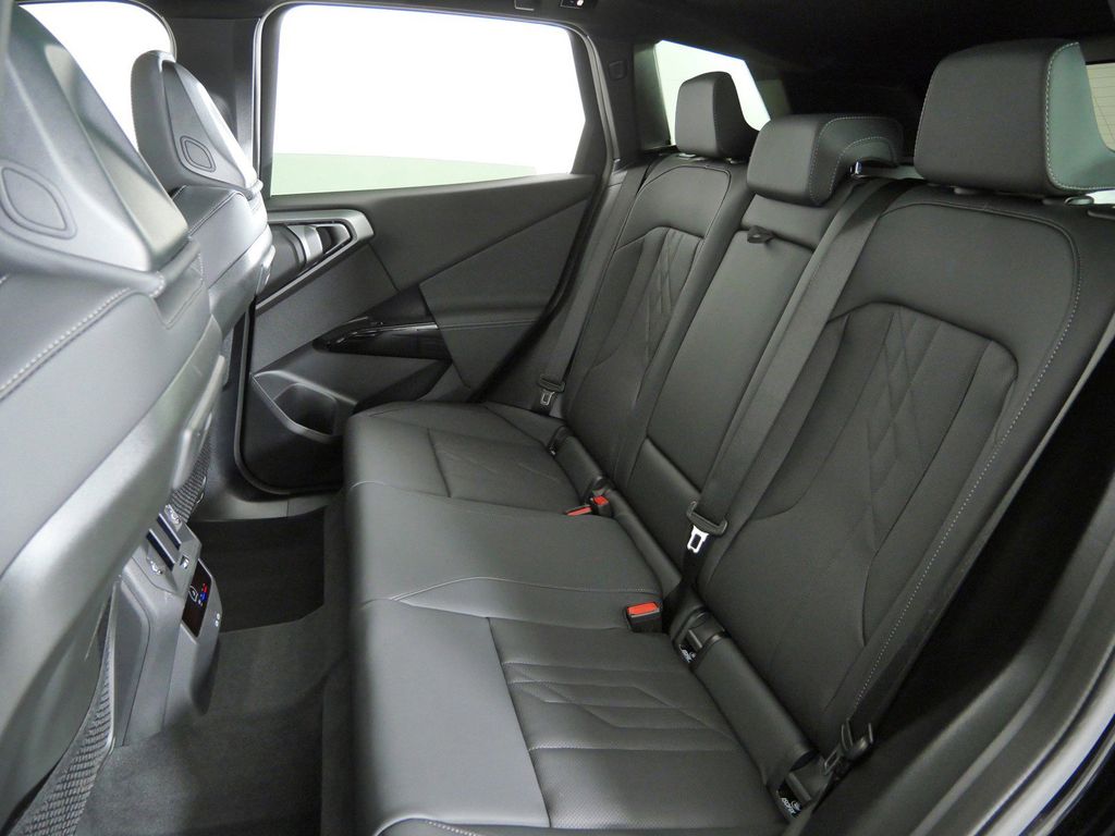 Thumbnail: 2026 BMW X3 - 37
