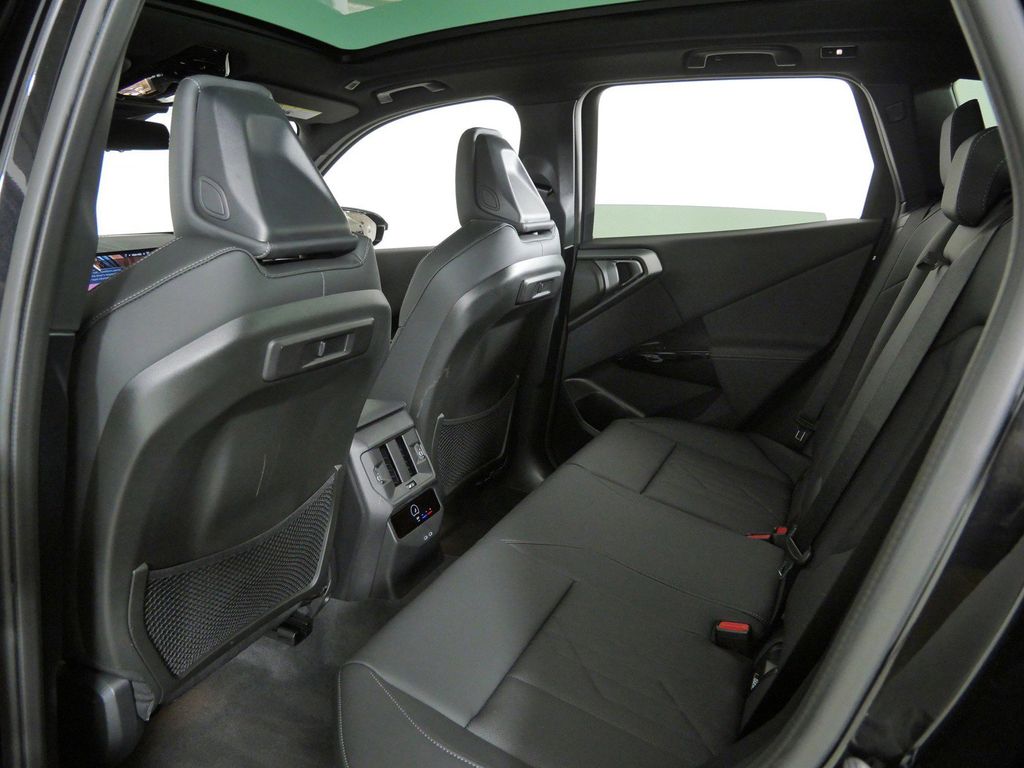 Thumbnail: 2026 BMW X3 - 36
