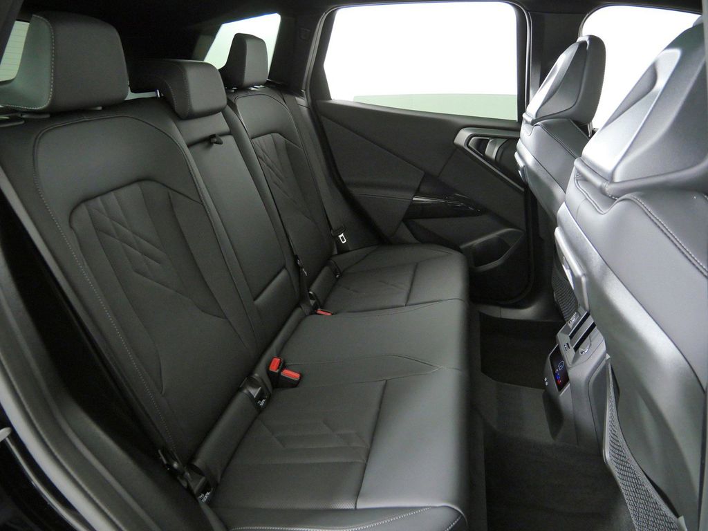Thumbnail: 2026 BMW X3 - 33