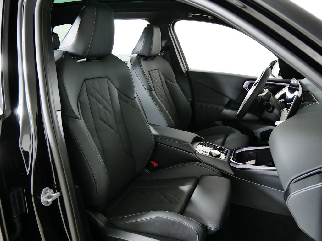 Thumbnail: 2025 BMW X3 - 11