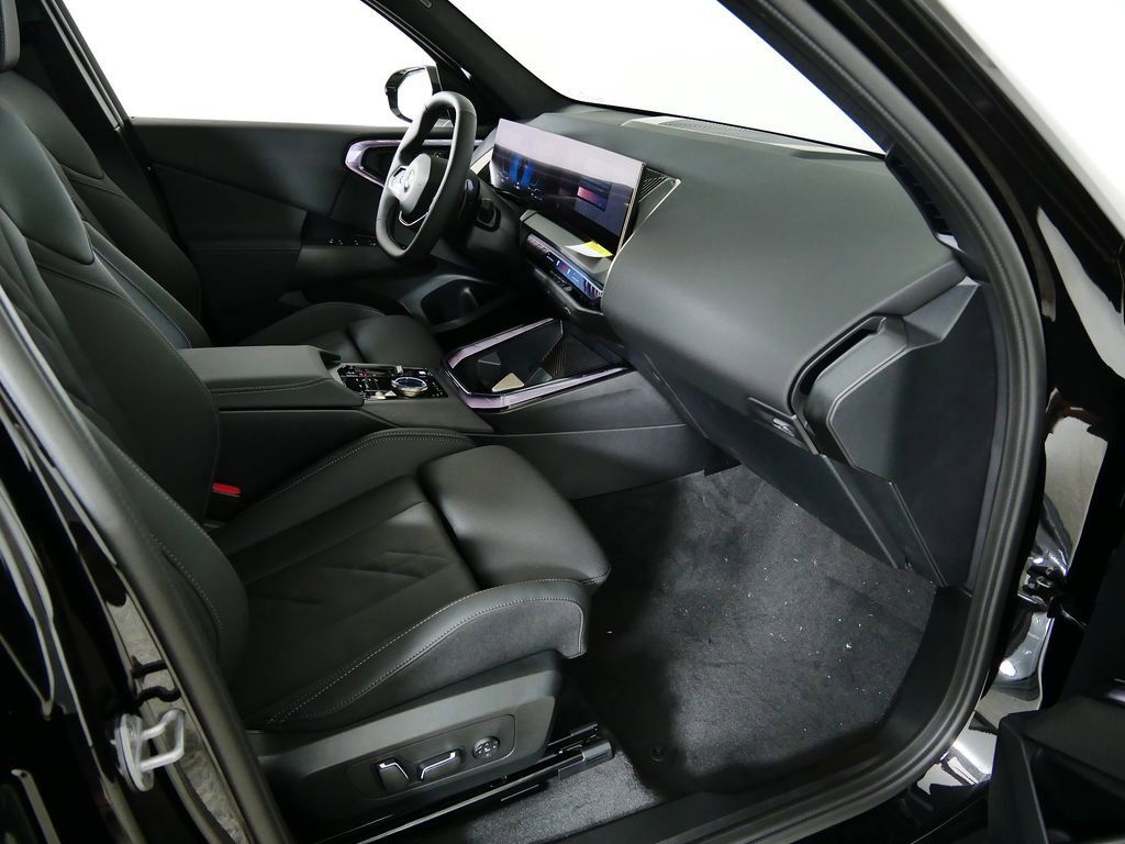 Thumbnail: 2025 BMW X3 - 10