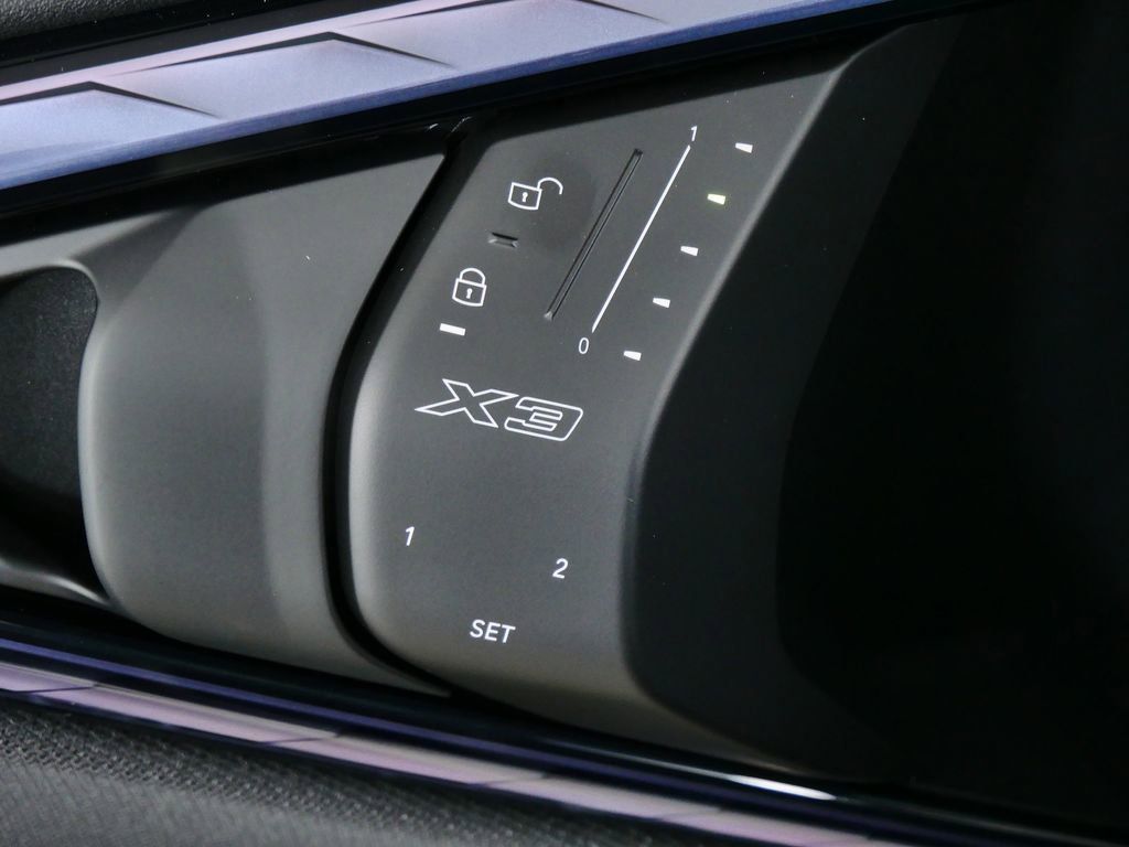 Thumbnail: 2025 BMW X3 - 40