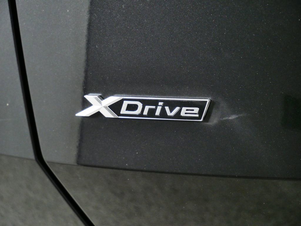 Thumbnail: 2025 BMW X3 - 24