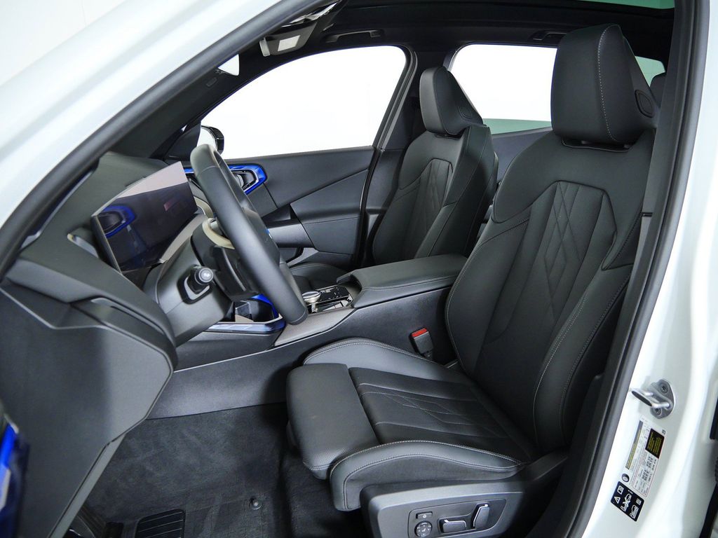 Thumbnail: 2025 BMW X3 - 36