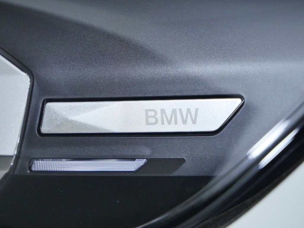 Thumbnail: 2025 BMW X3 - 18