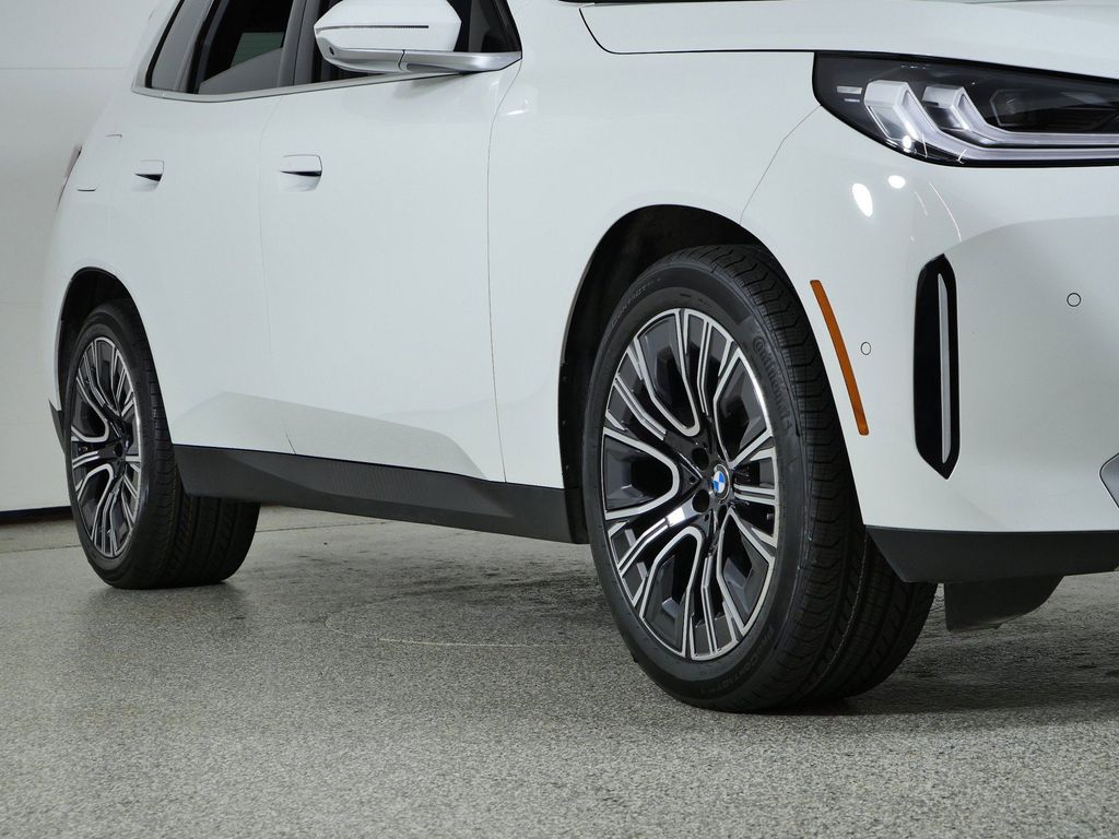 Thumbnail: 2025 BMW X3 - 8