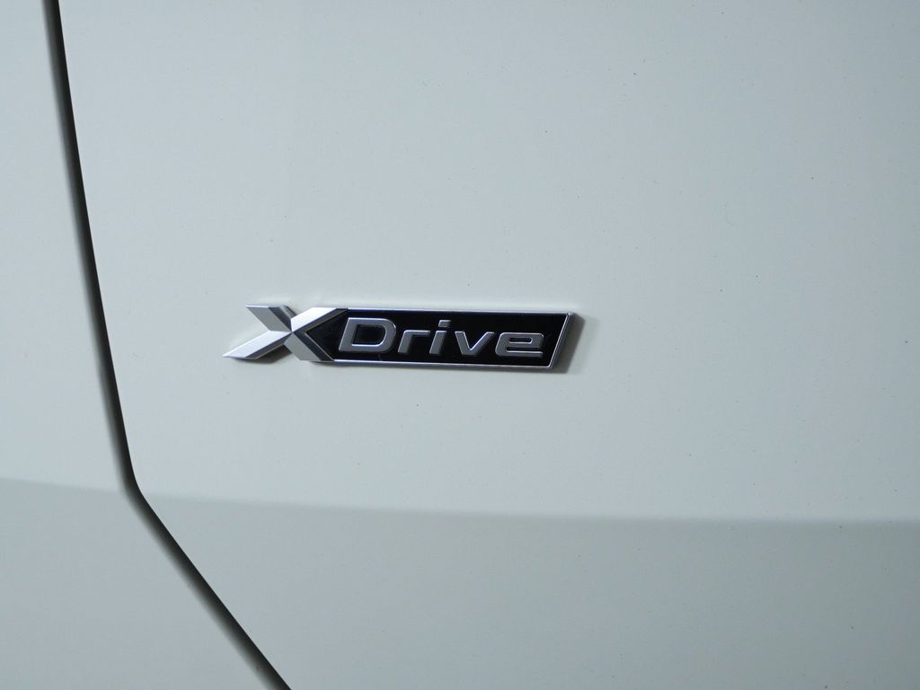 Thumbnail: 2025 BMW X3 - 23