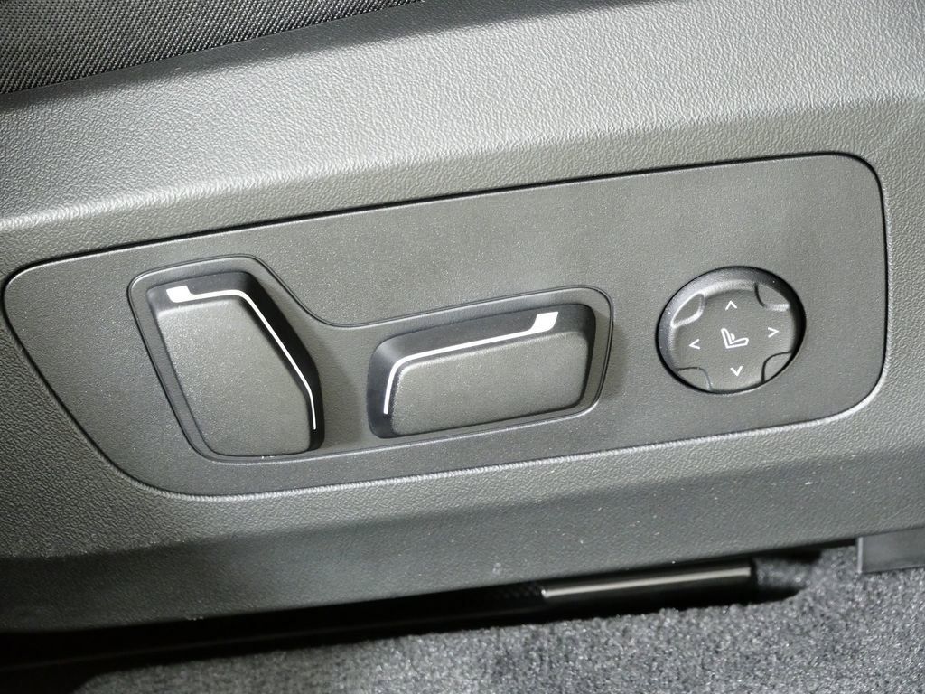 Thumbnail: 2026 BMW X3 - 29