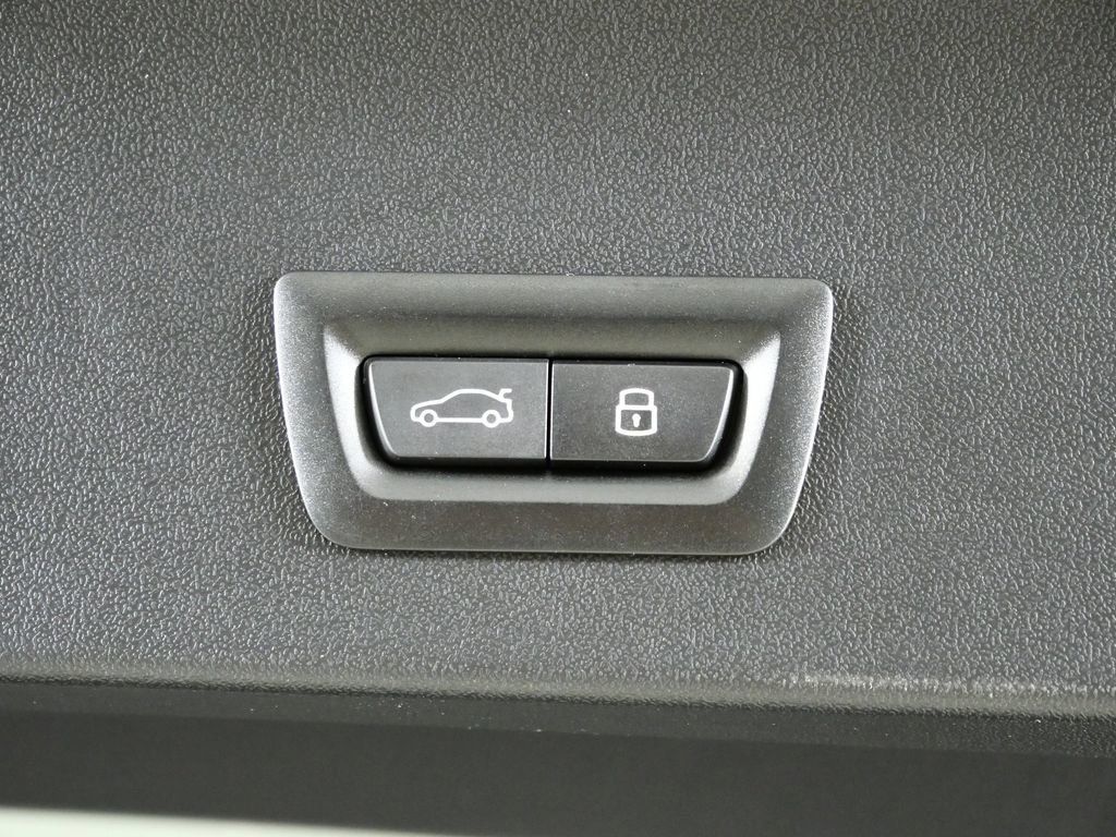 Thumbnail: 2026 BMW X3 - 32