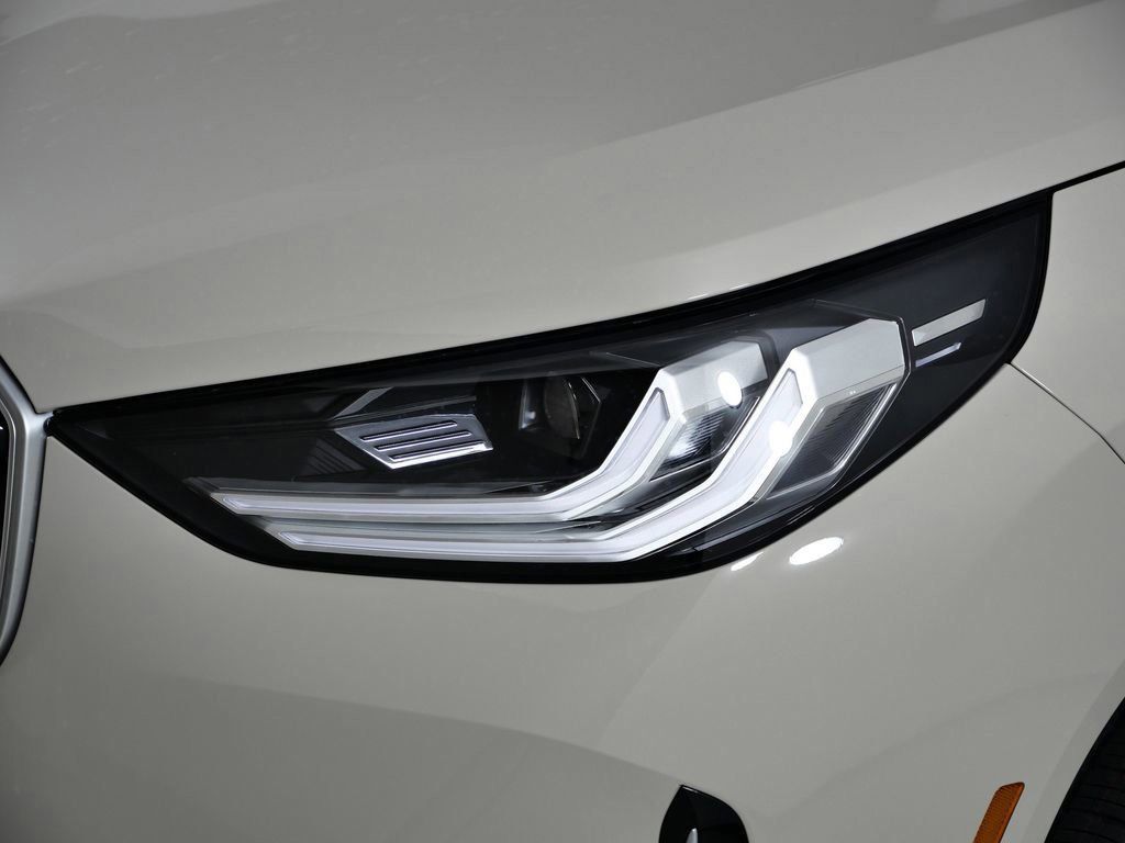 Thumbnail: 2026 BMW X3 - 16