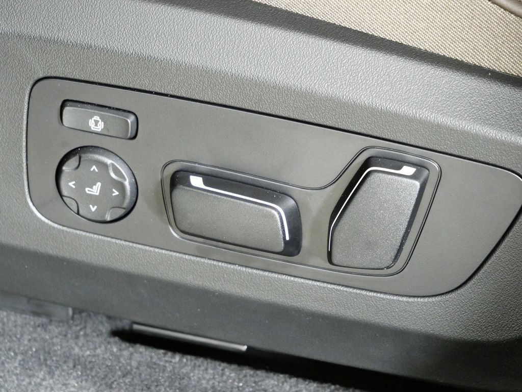 Thumbnail: 2026 BMW X3 - 41