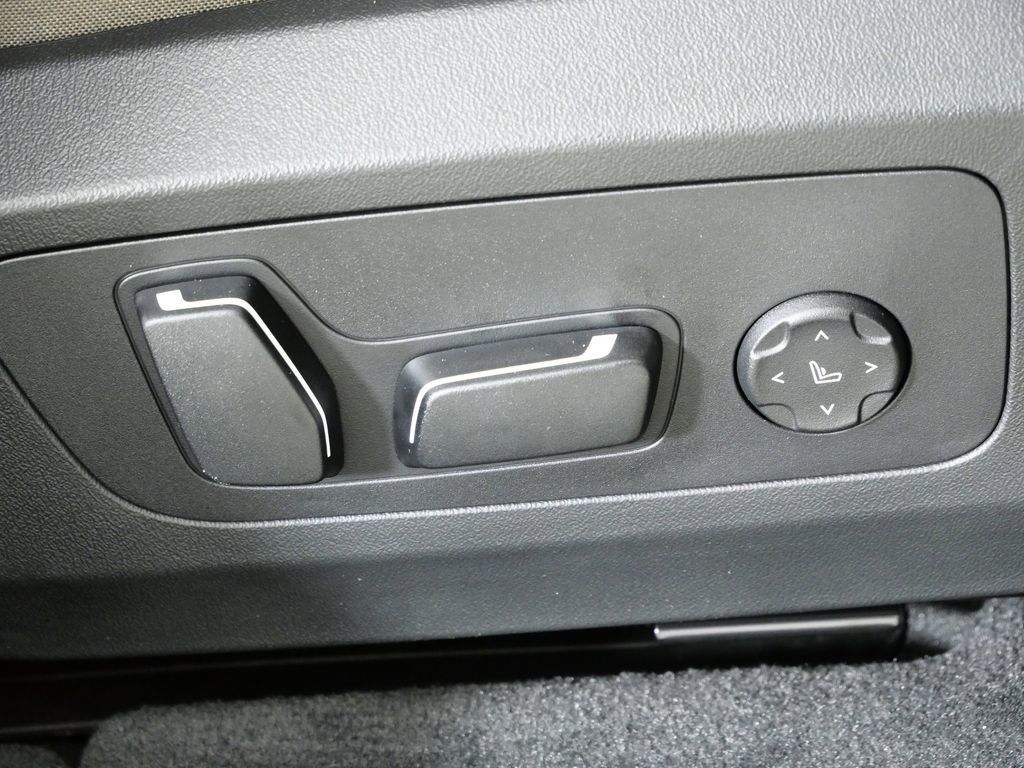 Thumbnail: 2026 BMW X3 - 28