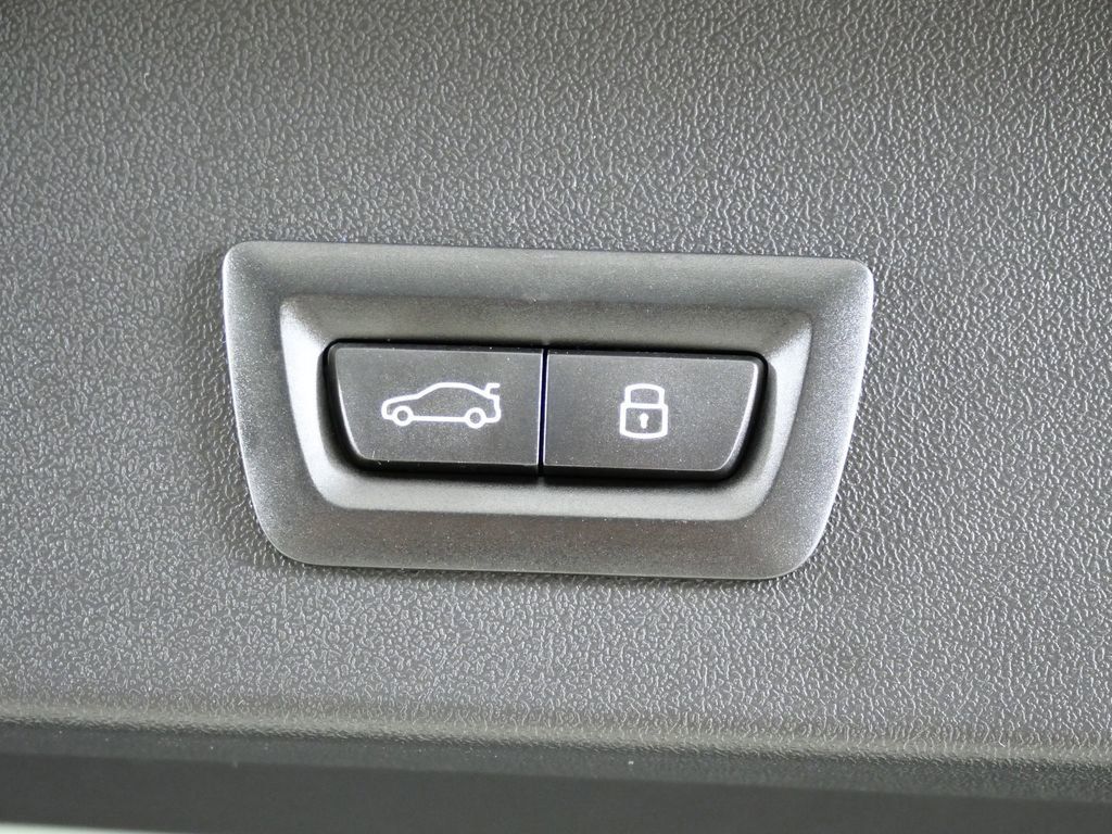 Thumbnail: 2026 BMW X3 - 32