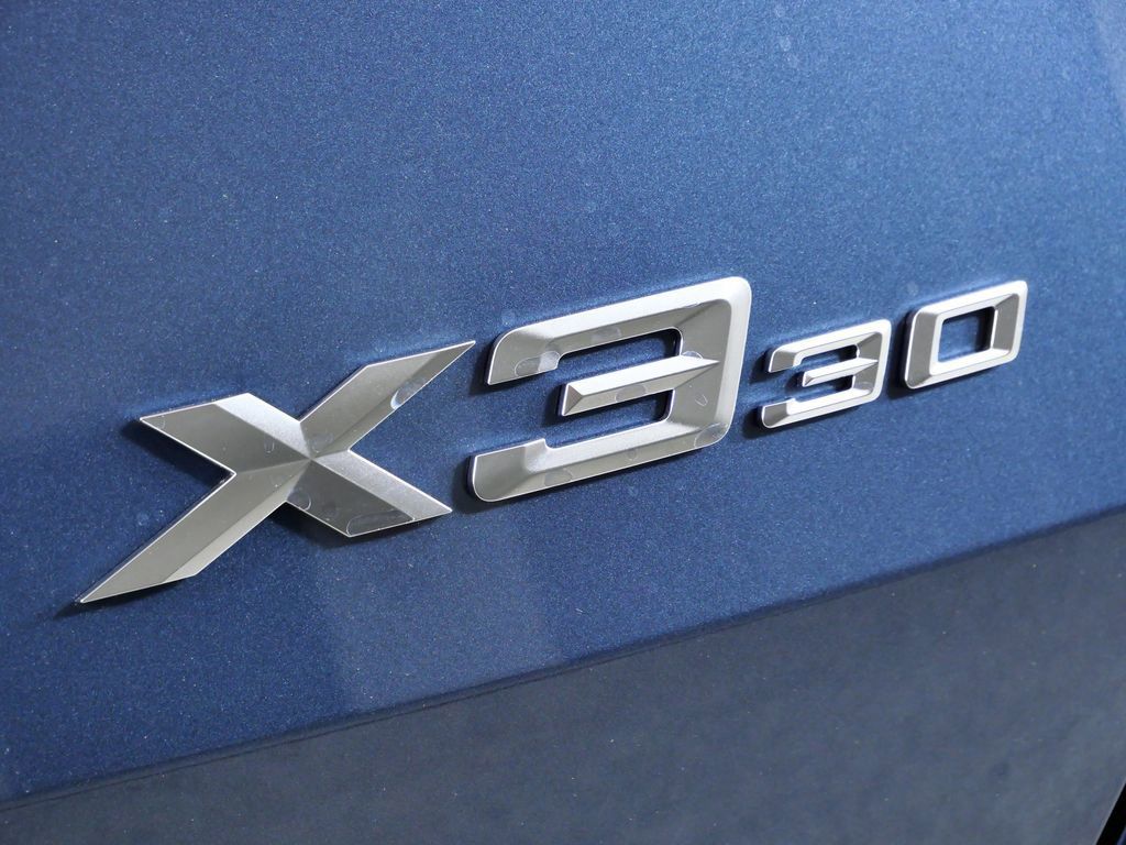 Thumbnail: 2026 BMW X3 - 21