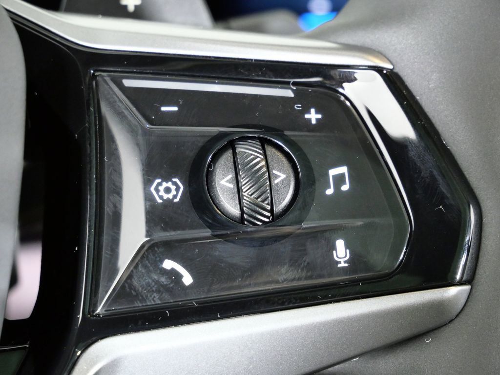 Thumbnail: 2026 BMW X3 - 42