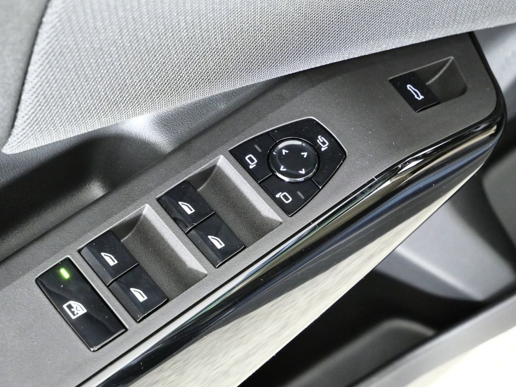 Thumbnail: 2026 BMW X3 - 38