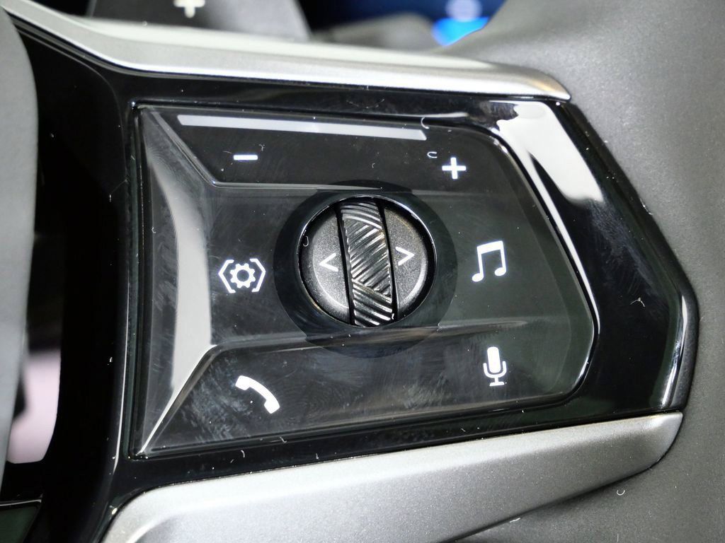 Thumbnail: 2026 BMW X3 - 42