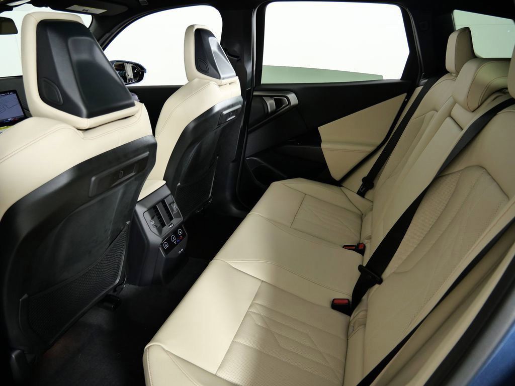 Thumbnail: 2026 BMW X3 - 34