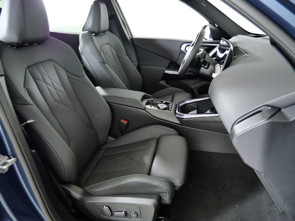 Thumbnail: 2026 BMW X3 - 10