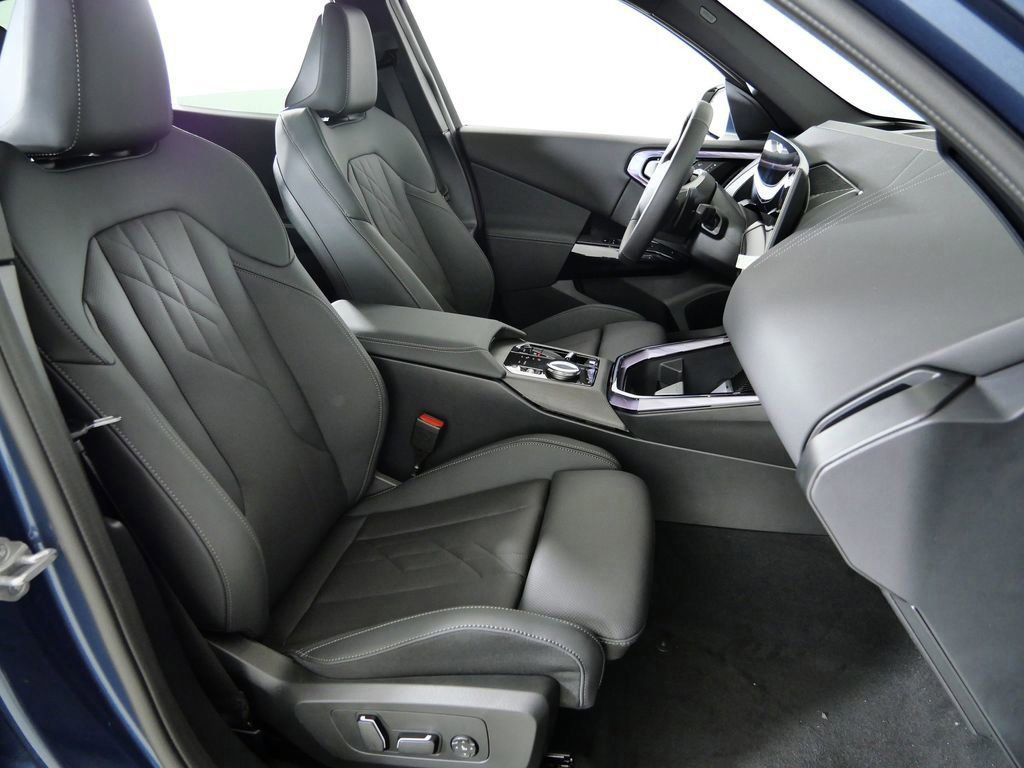 Thumbnail: 2026 BMW X3 - 9