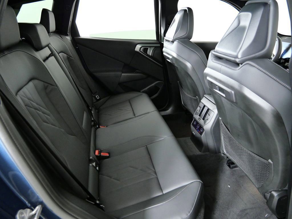 Thumbnail: 2026 BMW X3 - 10