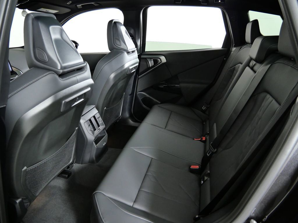 Thumbnail: 2026 BMW X3 - 33