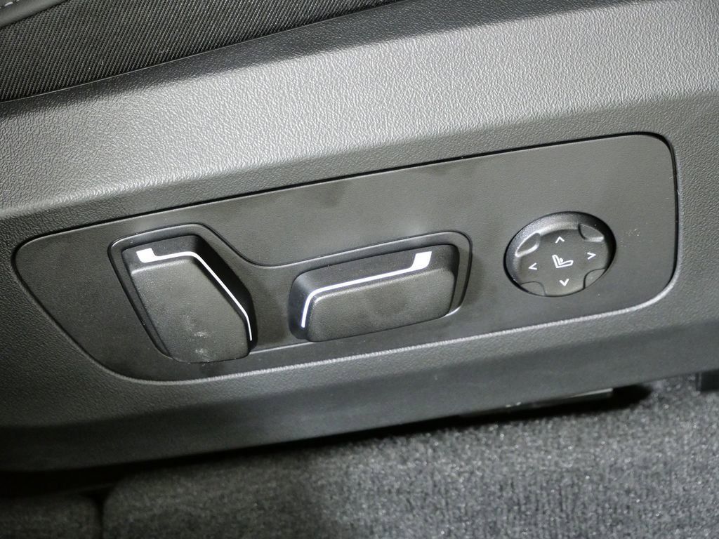 Thumbnail: 2026 BMW X3 - 28