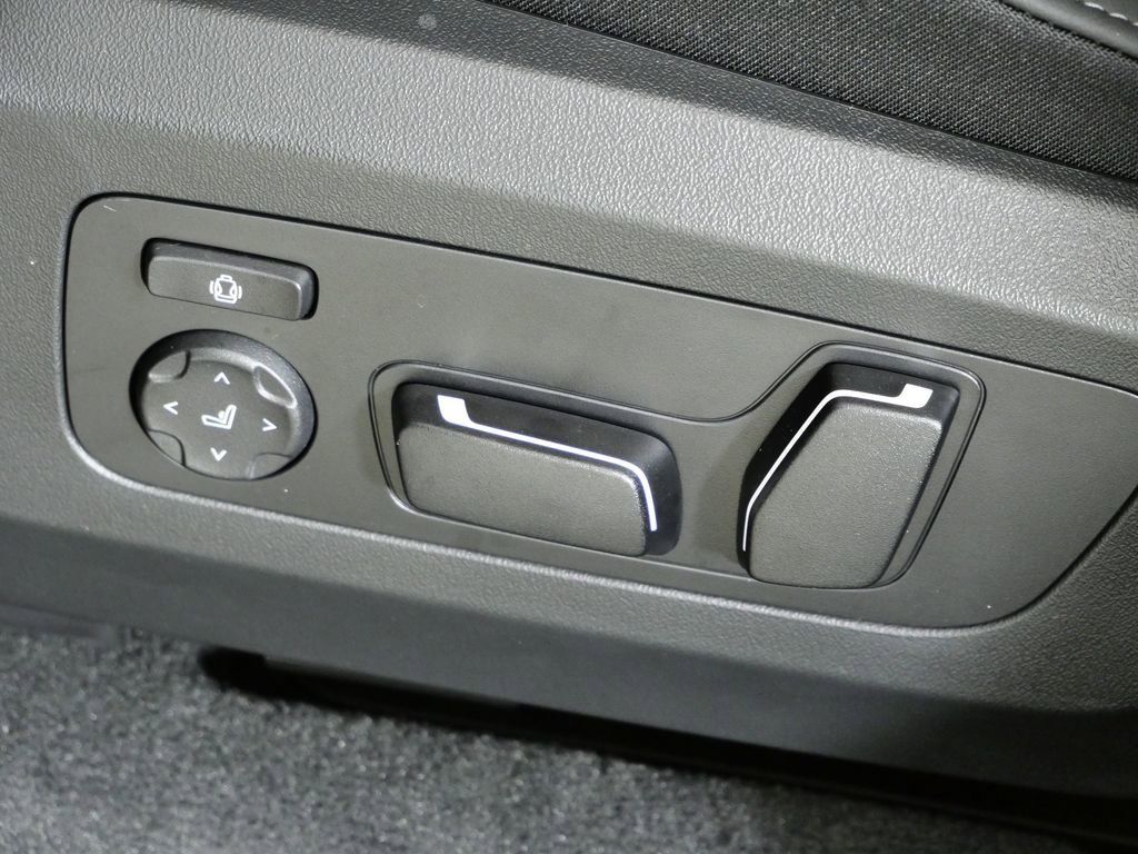 Thumbnail: 2026 BMW X3 - 40