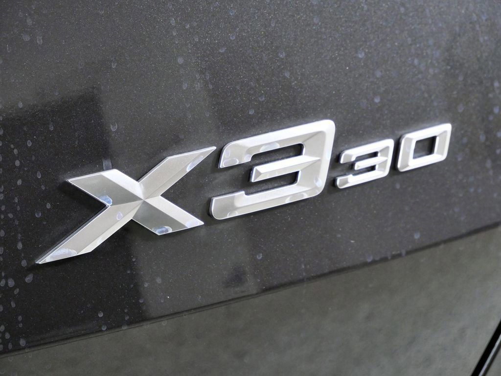 Thumbnail: 2026 BMW X3 - 21