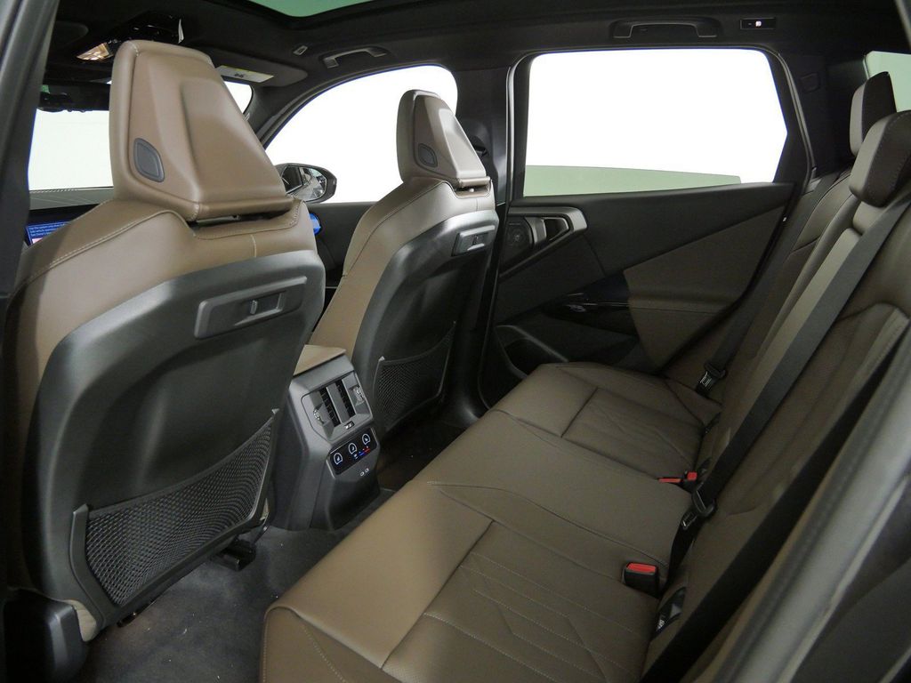 Thumbnail: 2026 BMW X3 - 37