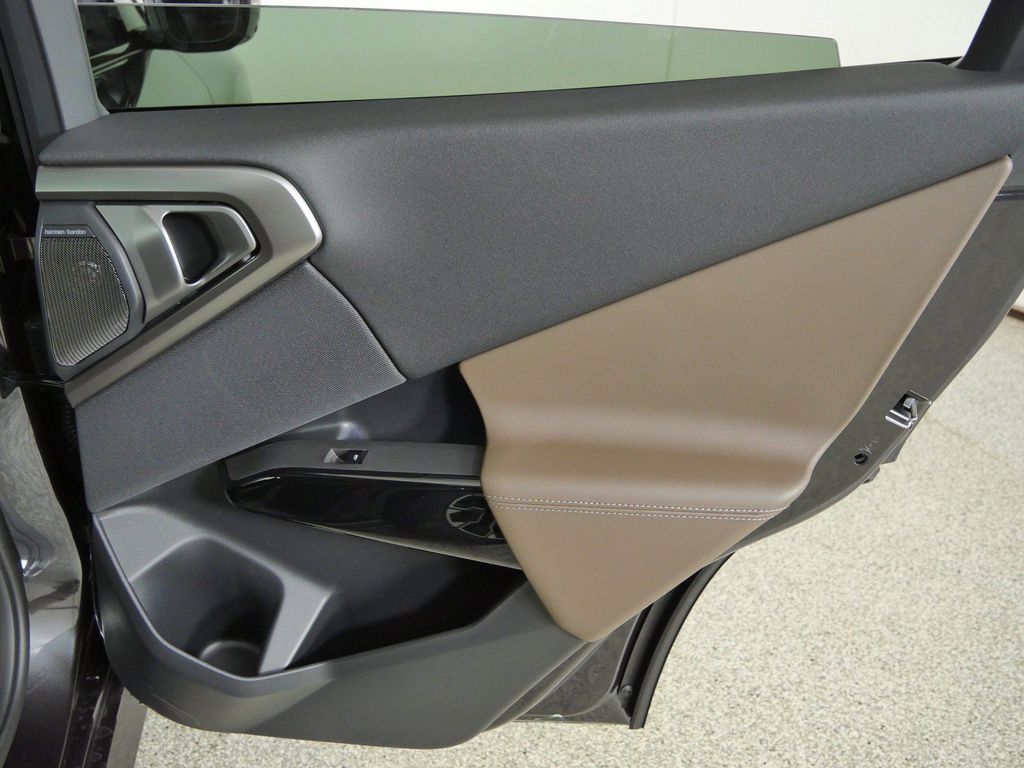 Thumbnail: 2026 BMW X3 - 33