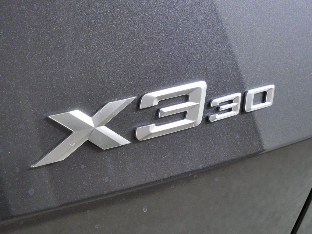 Thumbnail: 2026 BMW X3 - 23