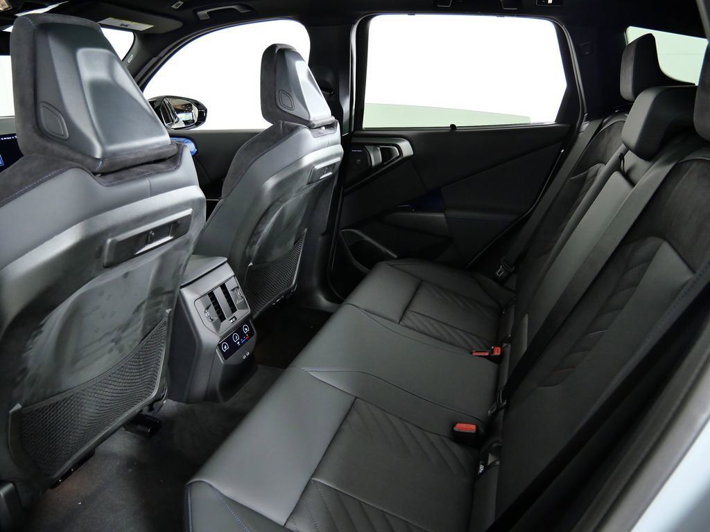 Thumbnail: 2026 BMW X3 - 36