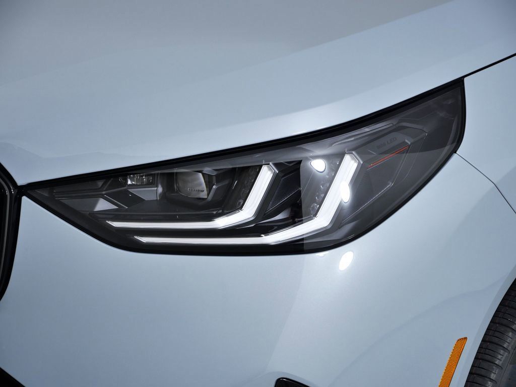 Thumbnail: 2026 BMW X3 - 18