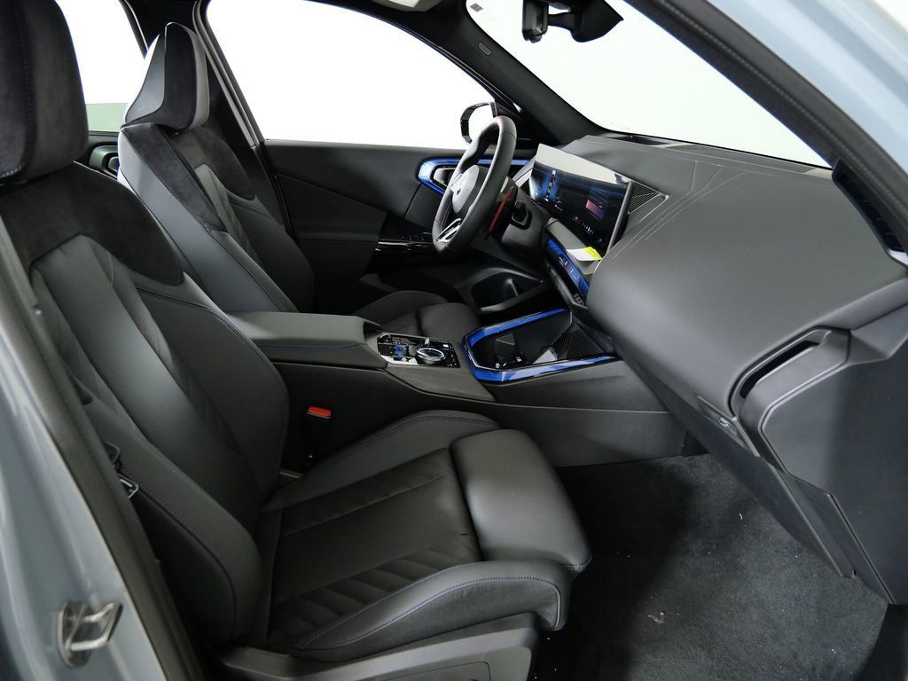 Thumbnail: 2026 BMW X3 - 9