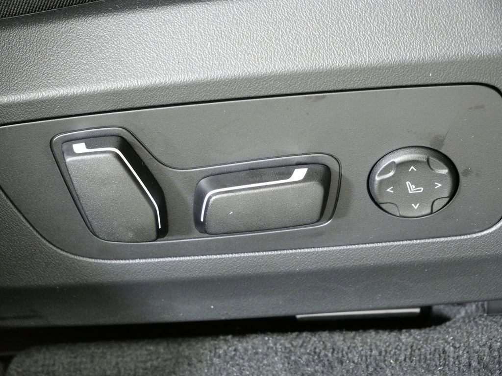 Thumbnail: 2026 BMW X3 - 30