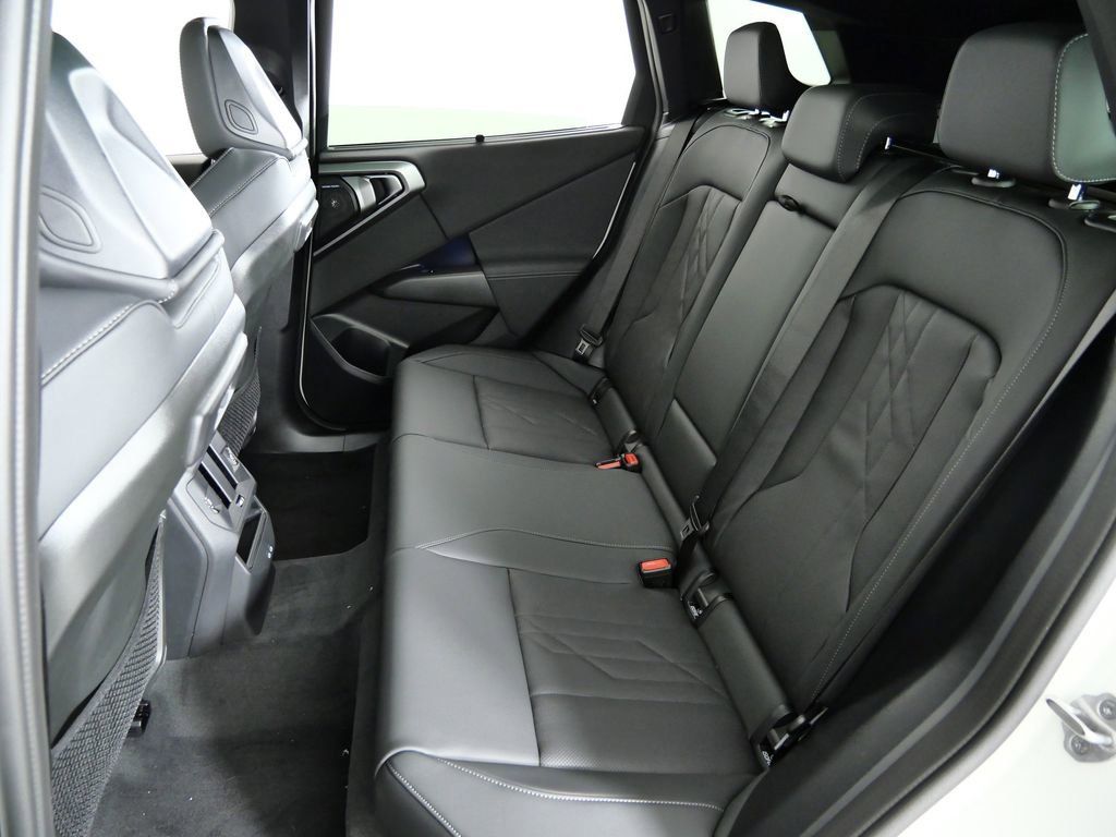 Thumbnail: 2026 BMW X3 - 37