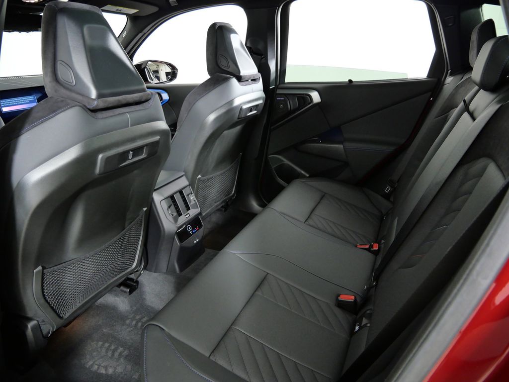 Thumbnail: 2025 BMW X3 - 33