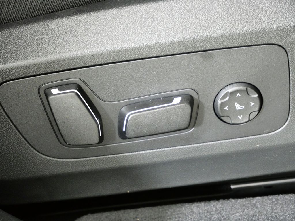 Thumbnail: 2026 BMW X3 - 31