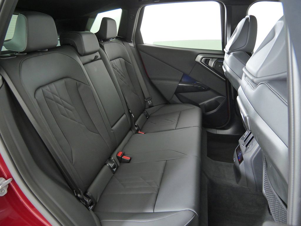 Thumbnail: 2026 BMW X3 - 33