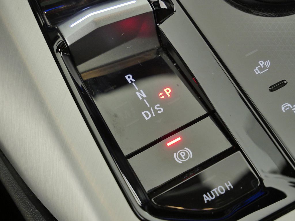 Thumbnail: 2026 BMW X3 - 13