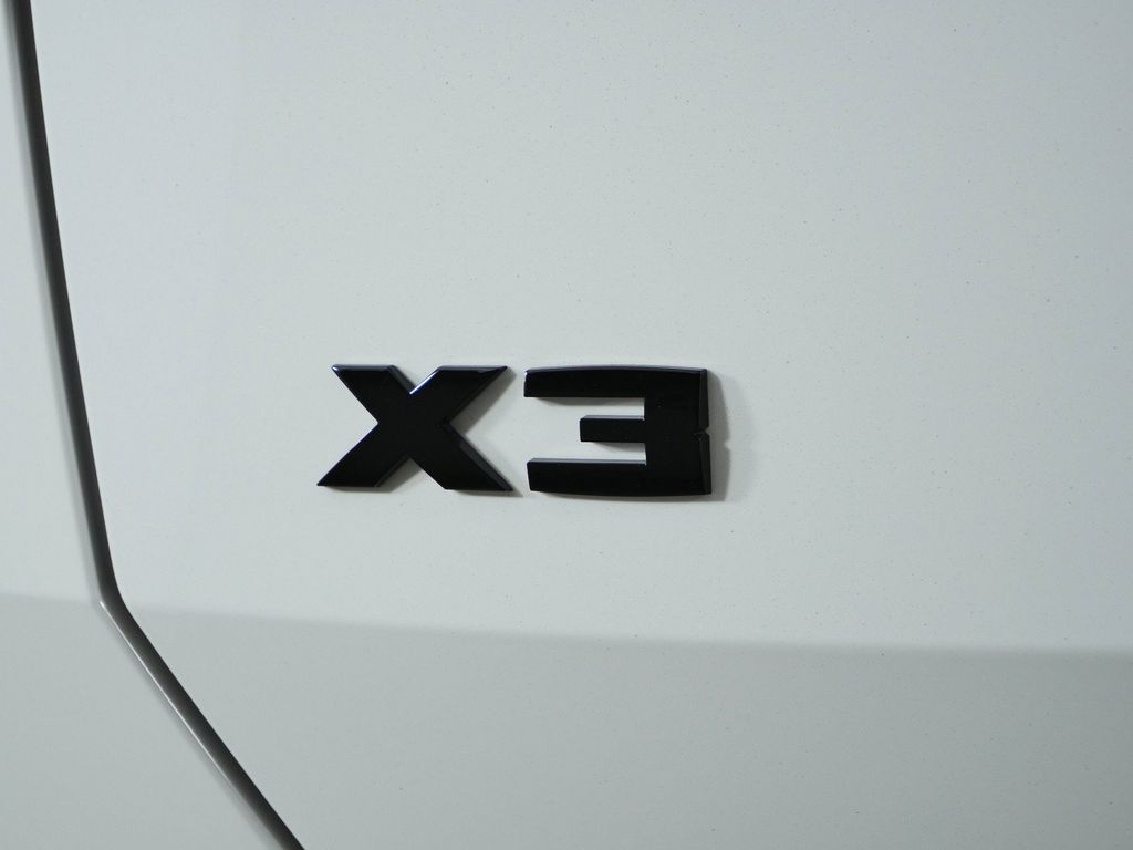Thumbnail: 2026 BMW X3 - 24
