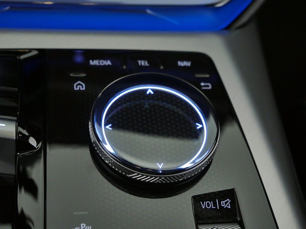 Thumbnail: 2026 BMW X3 - 46