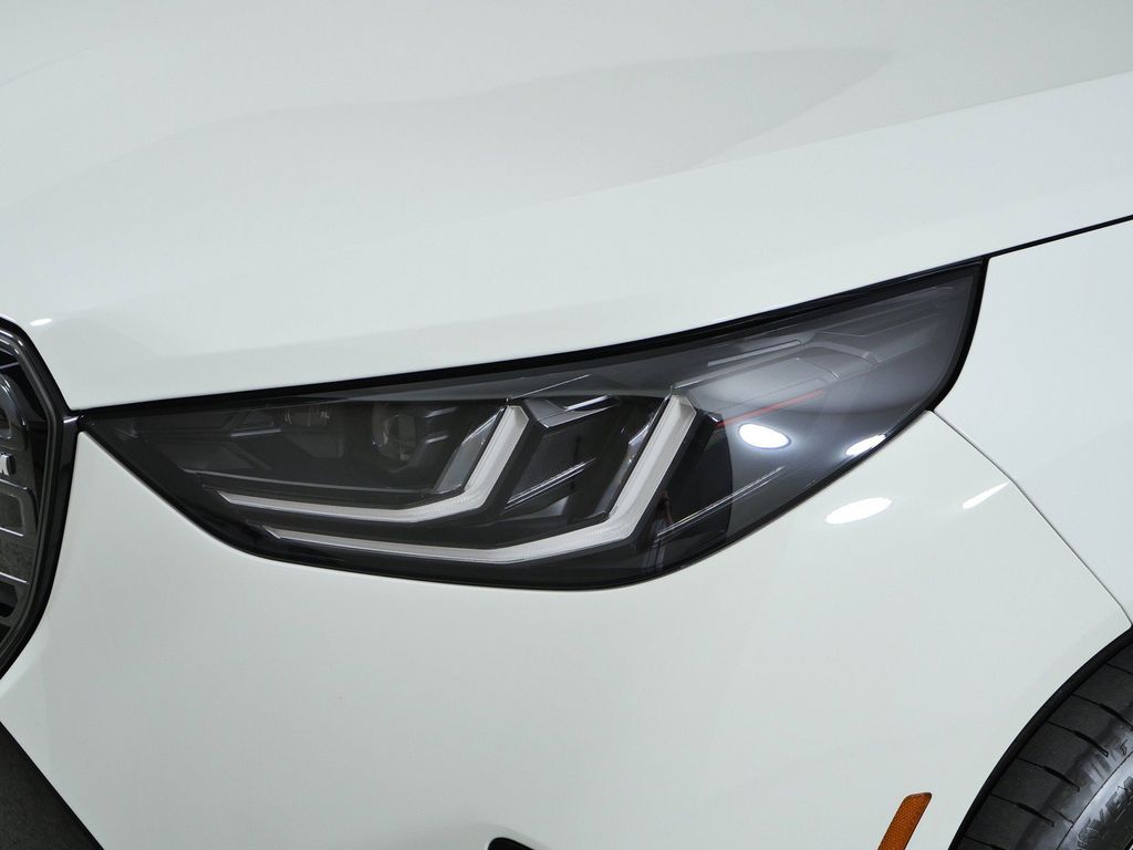 Thumbnail: 2026 BMW X3 - 18