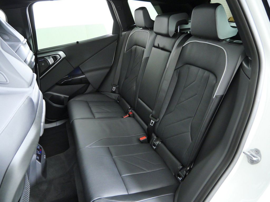 Thumbnail: 2026 BMW X3 - 34