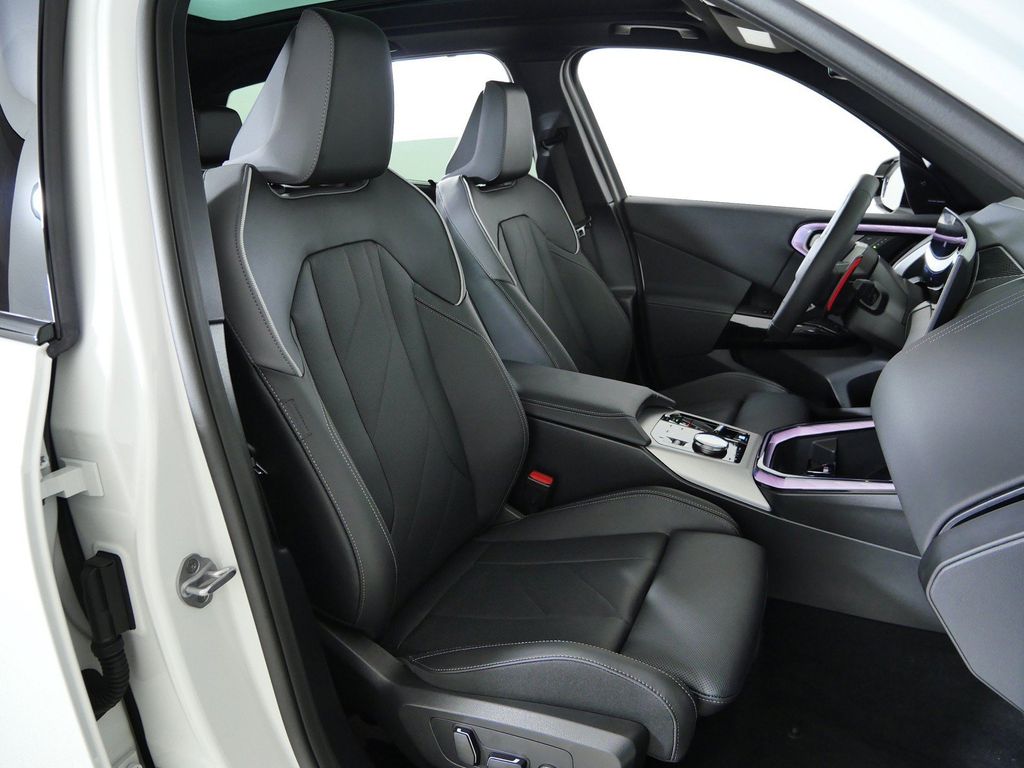 Thumbnail: 2026 BMW X3 - 11